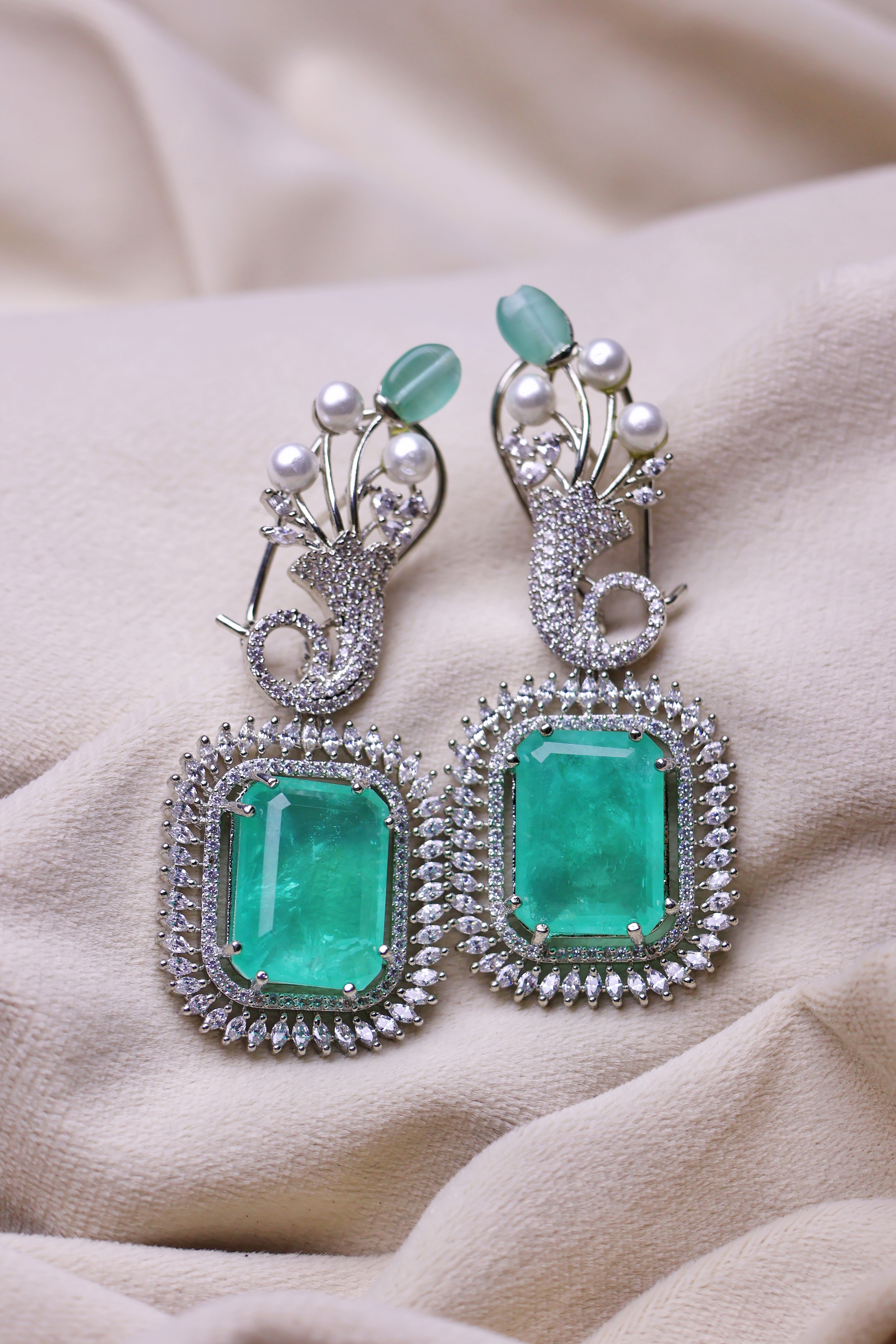 Verdigris veil